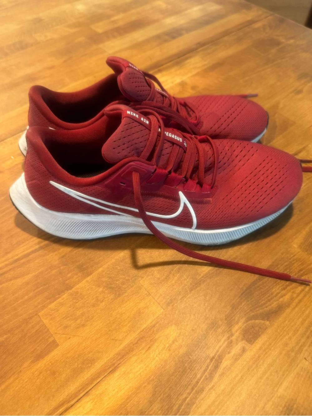 Nike Air Zoom Pegasus 38 Running Shoes Men’s Size 10 Red Maroon sneakers Used